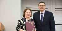 На еженедельном оперативном совещании в торжественной обстановке вручили награды землякам. - Усть-Куломский район